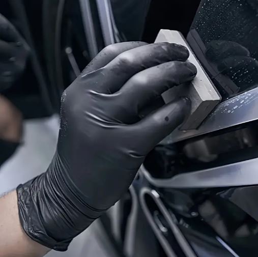 Heavy Duty Disposable Nitrile Gloves