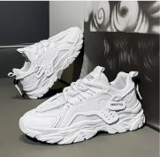 Men's All-Season Sneakers