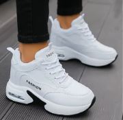 Women'S Fashionable White PU Sneakers